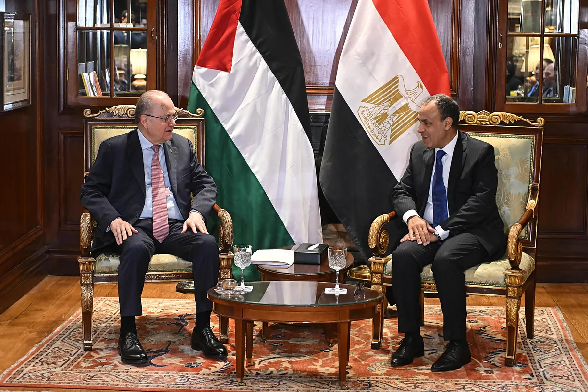 Égypte - L'Égypte convoque une cumbre urgente des pays arabes pour stopper l'expulsion des Palestiniens de Gaza