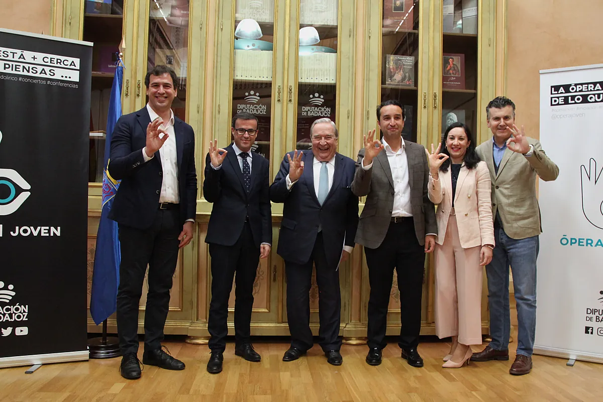 démission - El Presidente de la Diputación de Badajoz s'exprime sur la démission du frère de Pedro Sánchez : "C'est injuste, c'est un affront public, un grand professionnel s'en va"