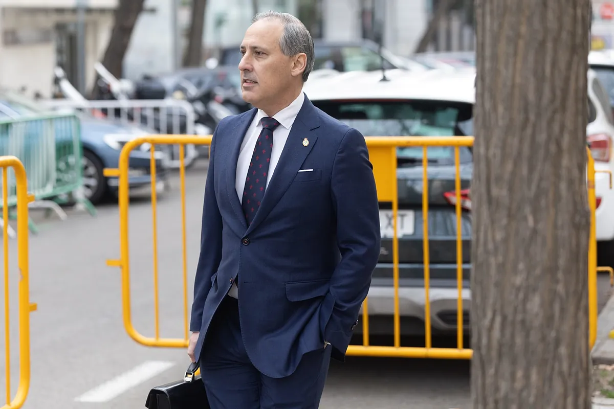 Avocature - Le Doyen du Collège de la Avocature de Madrid Défend au Suprême la Gravité de l'Intervention de la Fiscalía avec le Petit Ami d'Ayuso