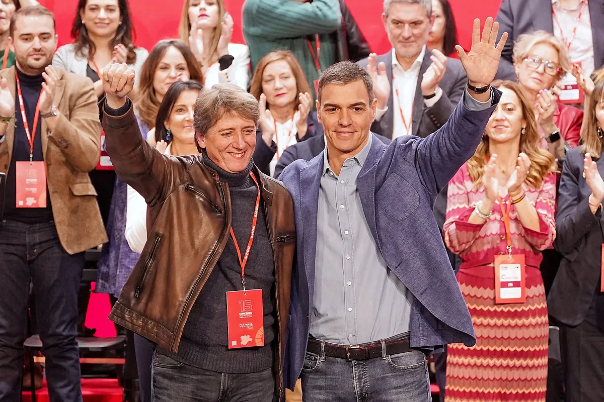 Castille-et-León - Carlos Martínez, un "sanchista converti" pour contrer le "faux mantra" selon lequel la Castille-et-León est "de droite" après près de 40 ans de gouvernements du PP