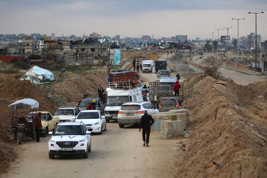 Gaza - L'armée israélienne se retire d'un corridor clé de Gaza, permettant à davantage de Palestiniens de rentrer chez eux