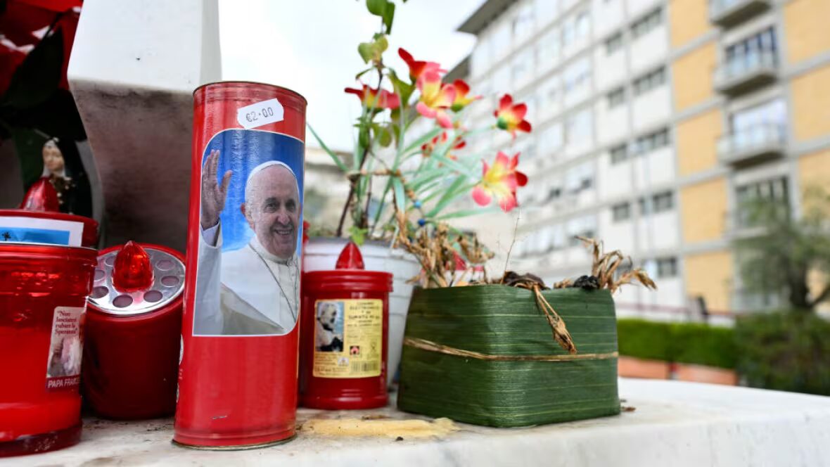 Pape - Le Pape François manque la messe du Vatican après avoir passé sa deuxième nuit à l'hôpital