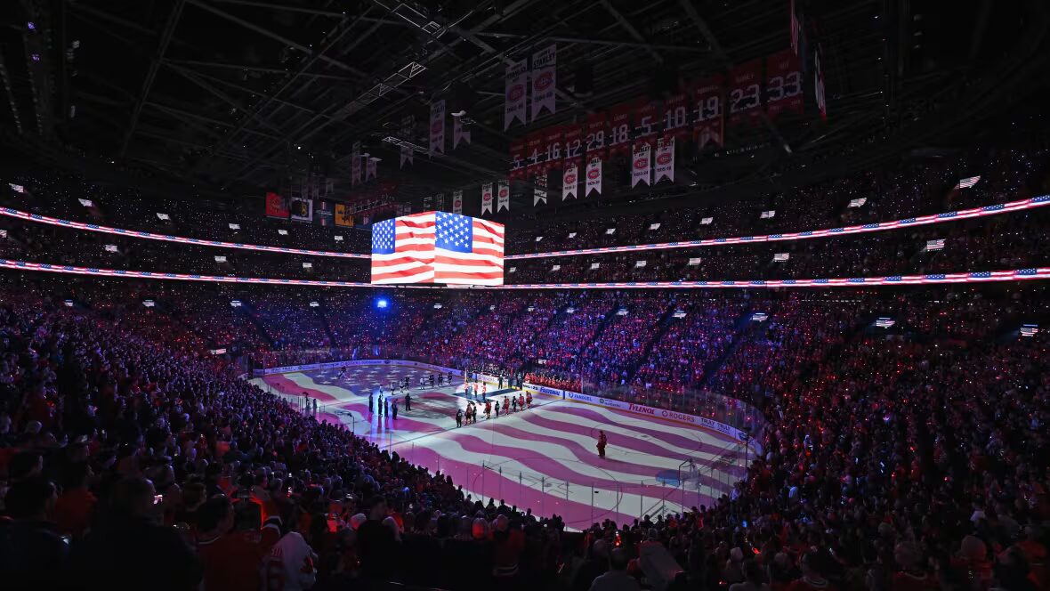 hockey - Les fans de hockey à Montréal huent bruyamment l'hymne américain lors du match Canada-États-Unis des 4 Nations