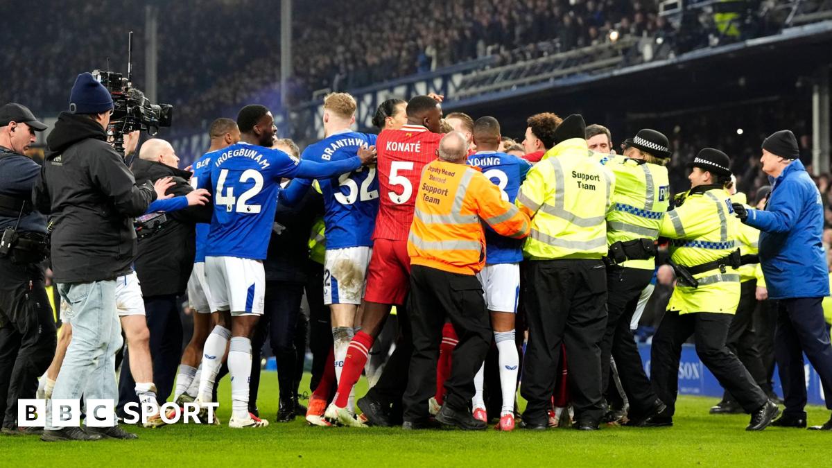 Doucouré - "Doucouré voulait provoquer nos fans" - Van Dijk sur les affrontements en derby