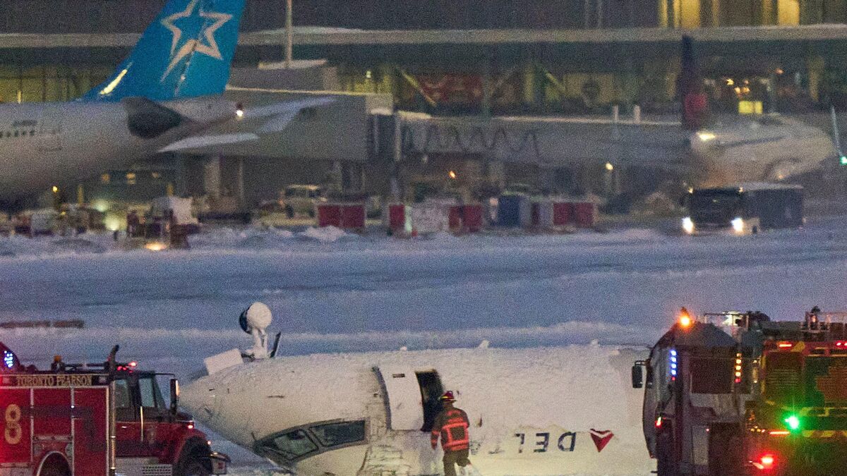 Accident - Accident d’avion à Toronto : « C’est incroyable d’être encore en vie », témoignages de passagers