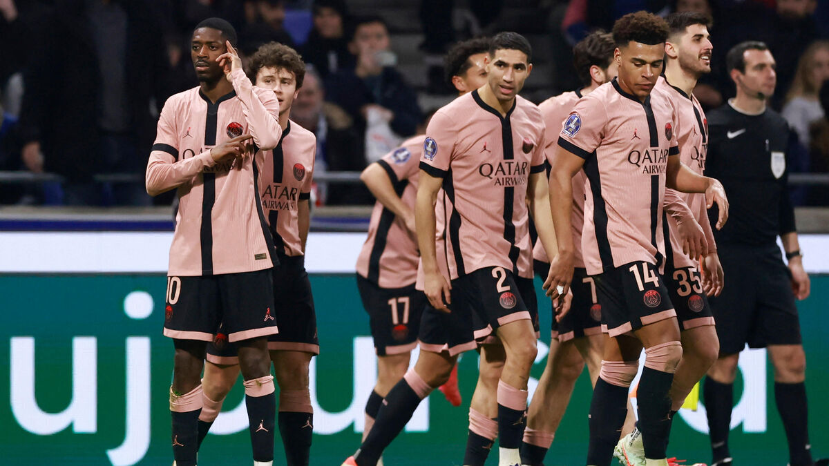 Dembélé - Ol-psg : La vidéo du magnifique but d'Ousmane Dembélé sur une frappe enroulée imparable