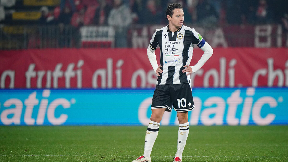 Penaltygate - Football : Le Surréaliste Penaltygate en Italie entre Lucca et Thauvin lors d'Udinese-Lecce