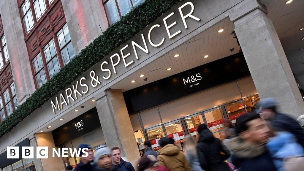 détaillants - Le patron de M&S déclare que les détaillants ont été "pillés comme une tirelire"