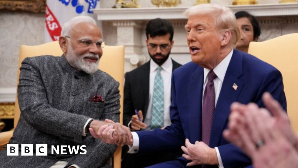 Commerce - Trump Aborde le Commerce avec Modi Après Avoir Ordonné de Nouvelles Tarifs