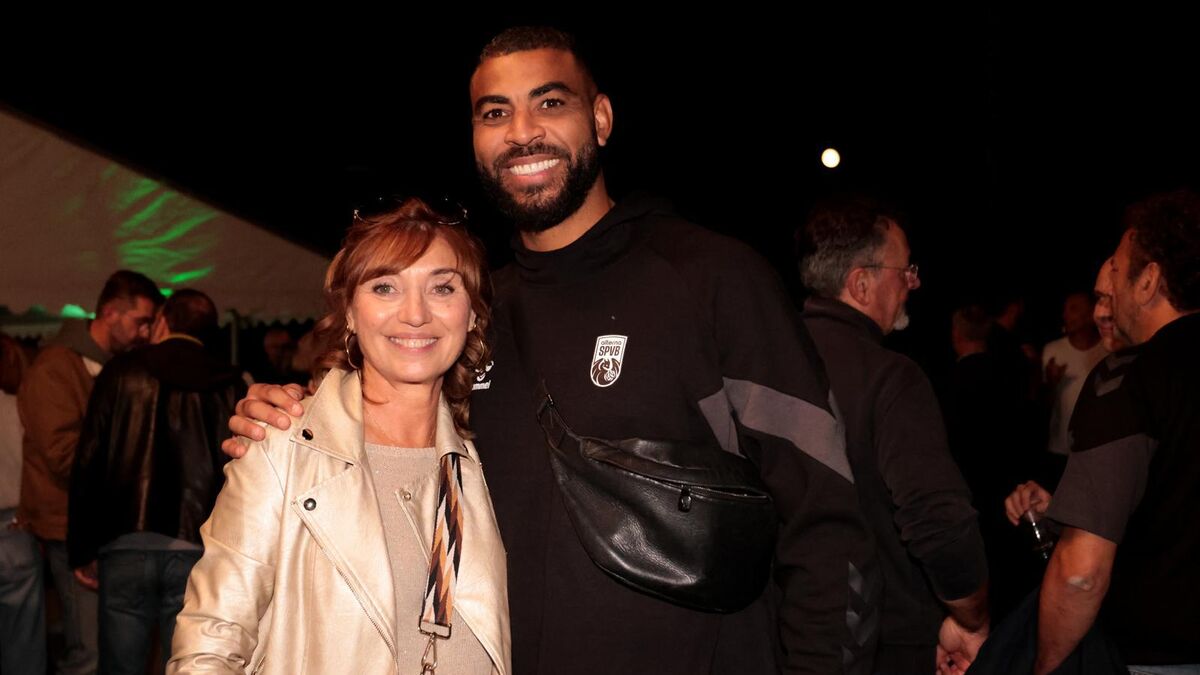 Earvin - « Il vivait sa meilleure vie » : Earvin Ngapeth, une parenthèse enchantée à Poitiers racontée par sa mère