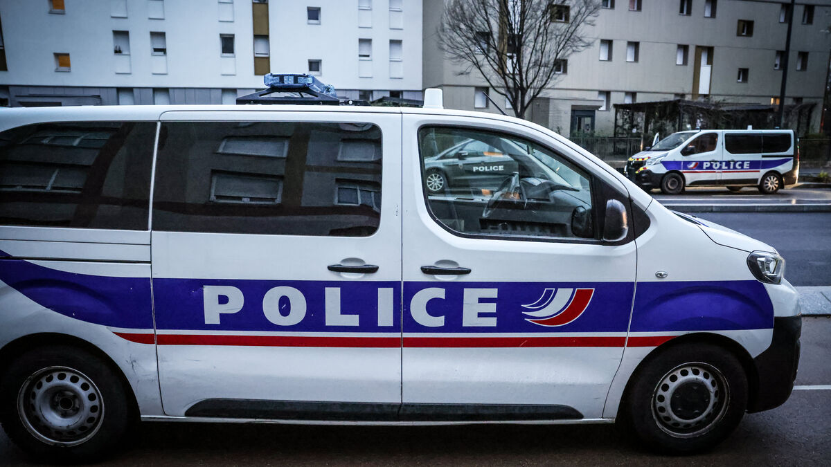 menottes - Yvelines : Comment il échappe au contrôle de police… avec ses menottes ?