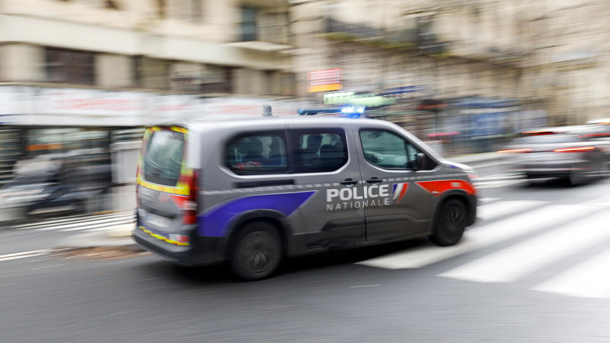 stupéfiants - Yvelines : Sans permis et sous stupéfiants, il roule à 160 km/h, grille un feu rouge et percute une voiture
