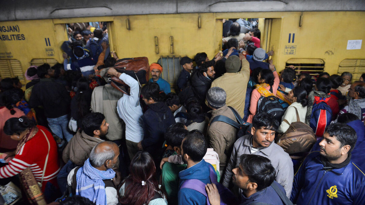 foule - « Je n'avais jamais vu une telle foule » : En Inde, au moins 18 morts dans une bousculade à la gare