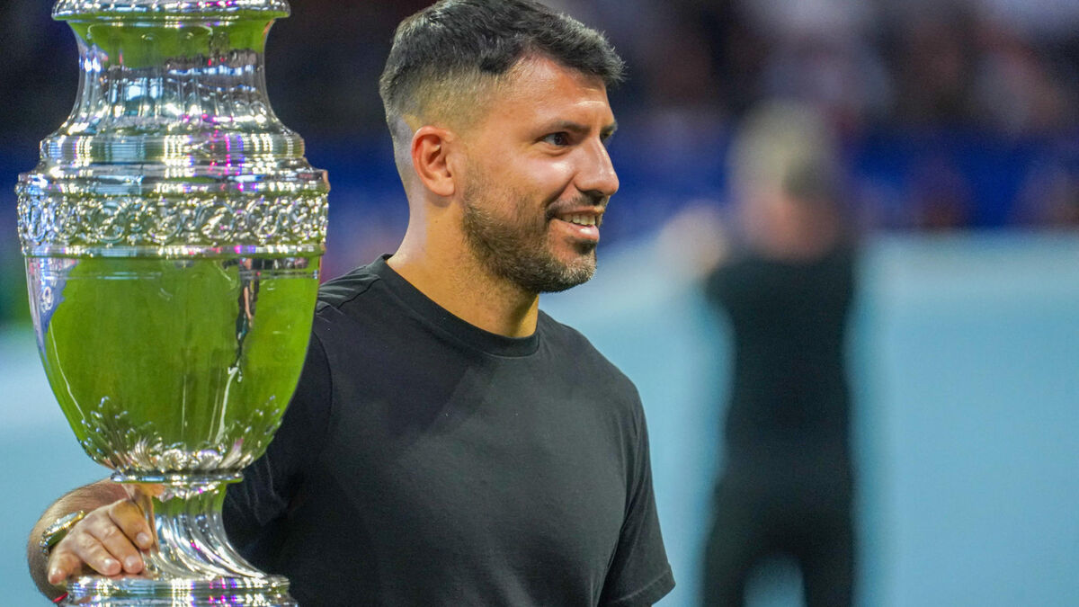 Agüero - « C’est fou de passer de footballeur à pilote » : Agüero lance une exhibition de Formule E avec Porsche