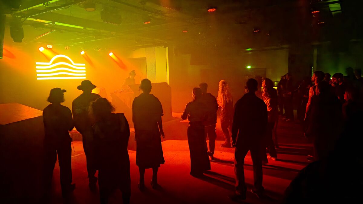 Abonnement - Clubbing : À Lyon, Le Sucre Inaugure Des Soirées Illimitées Sur Abonnement