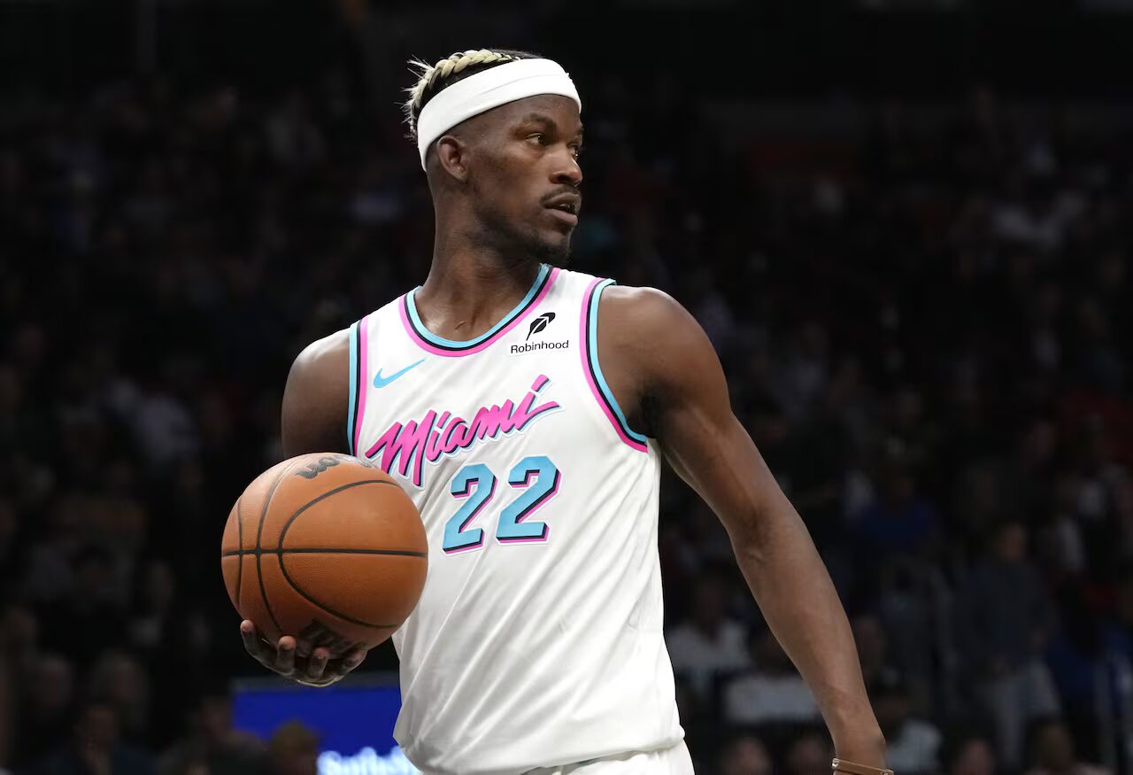 Butler - Échange de chaleur : Jimmy Butler rejoint les Warriors dans un échange incluant le Canadien Andrew Wiggins