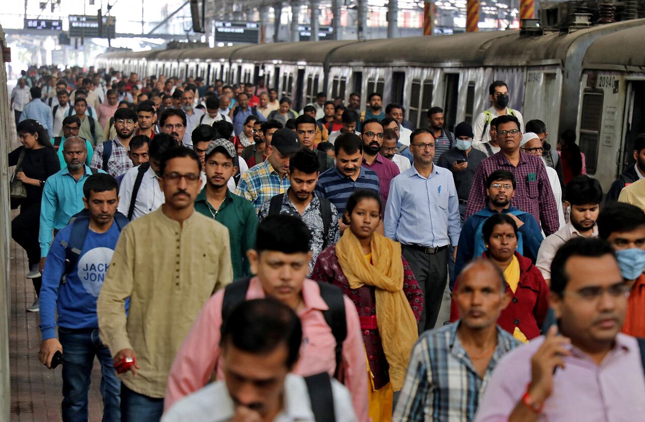 Inde - L'Inde compte 1,44 milliard d'habitants, mais n'a pas réalisé de recensement depuis 14 ans : quels en sont les conséquences sur l'information ?