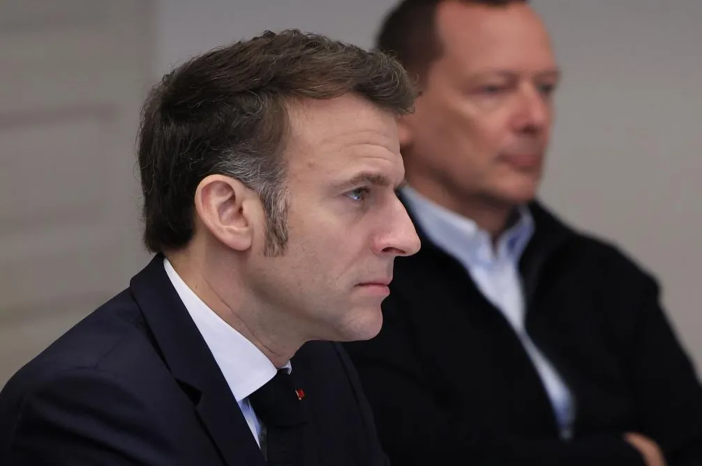 Ukraine - Moscou n'a rien à dire si l'Ukraine "demande la présence de forces alliées sur son territoire", affirme Macron