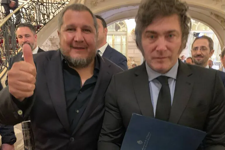 Parti - L'Argentin Qui Veut Lancer Le Parti De Milei En Espagne : "Ayuso Se Rapproche De Nos Idées, Abascal C'est Autre Chose"