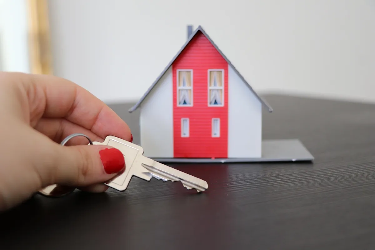 propriété - Qu'est-ce que la nuda propriété d'une habitation et en quoi se distingue-t-elle de l'usufruit ?