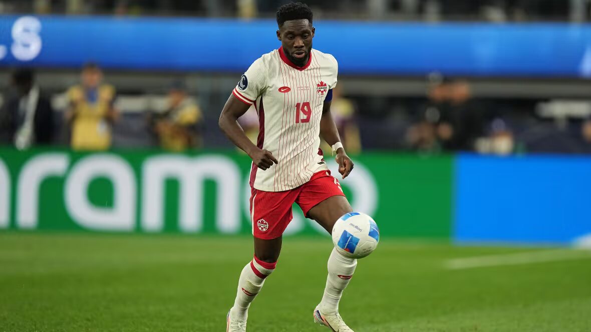 Bayern - Le Bayern Munich menace la Fédération canadienne de soccer d'actions en justice concernant la blessure de Davies