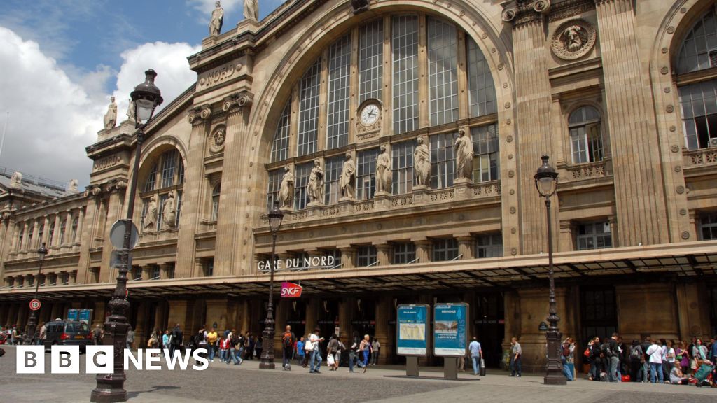 Gare - Trafic perturbé à la Gare du Nord à Paris après la découverte d'une bombe de la Seconde Guerre mondiale