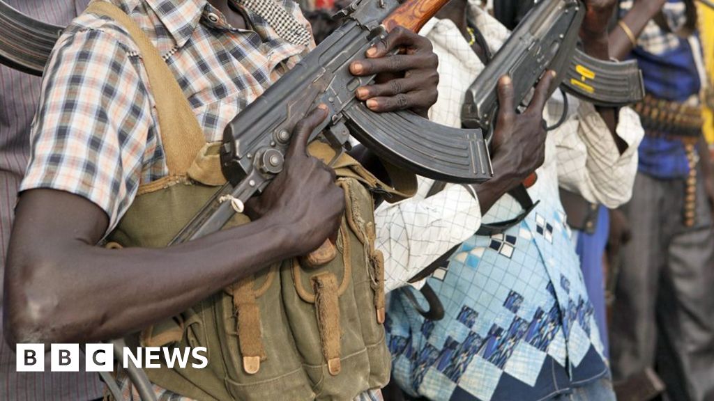 guerre - Un Fears la guerre alors que des bombes à barils sont larguées au Soudan du Sud