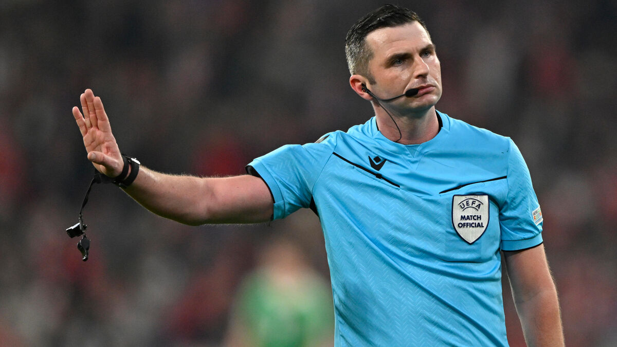 arbitre - France-Croatie : Qui est Michael Oliver, l'arbitre du quart de finale retour des Bleus en Ligue des Nations ?