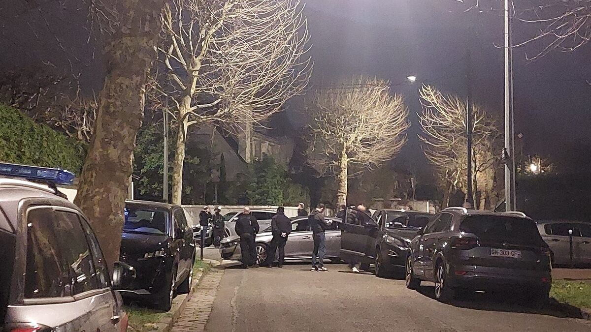 Saint-Maur - Saint-Maur : Un sexagénaire suspecté d'avoir tiré sur des passants, le quartier bouclé par la police