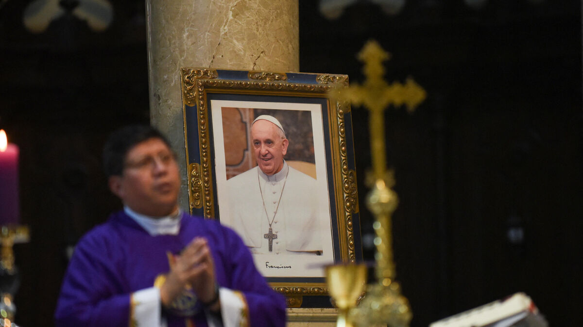 Pape - Au deuxième jour du Carême, le Pape François « se repose encore » après une nuit « tranquille »