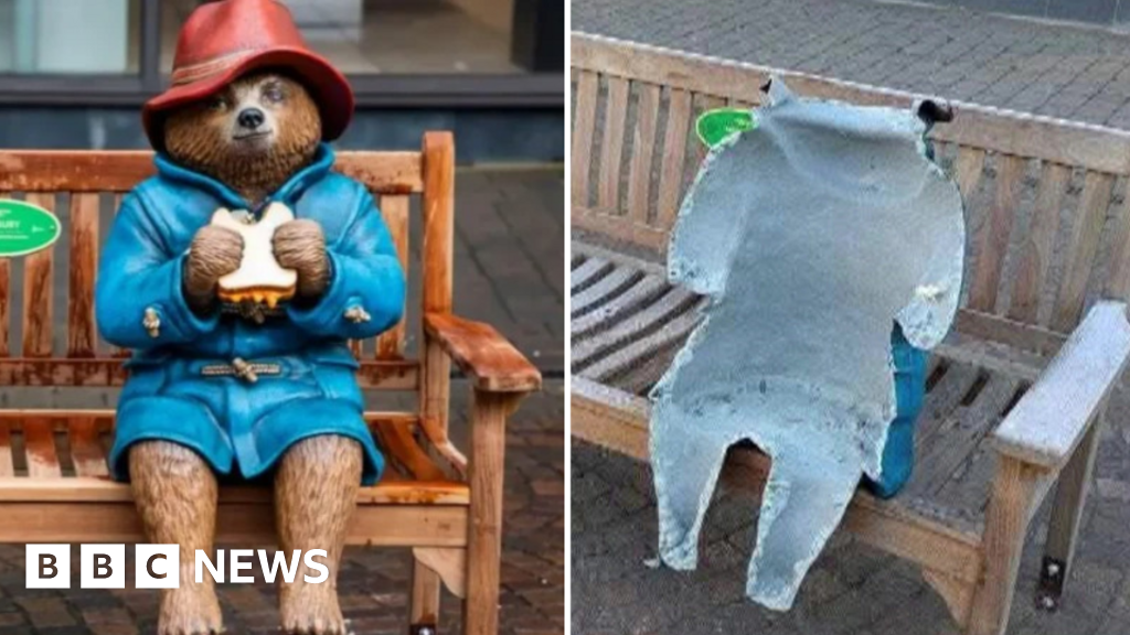 statue - Deux ingénieurs de la RAF reconnaissent avoir endommagé la statue de Paddington