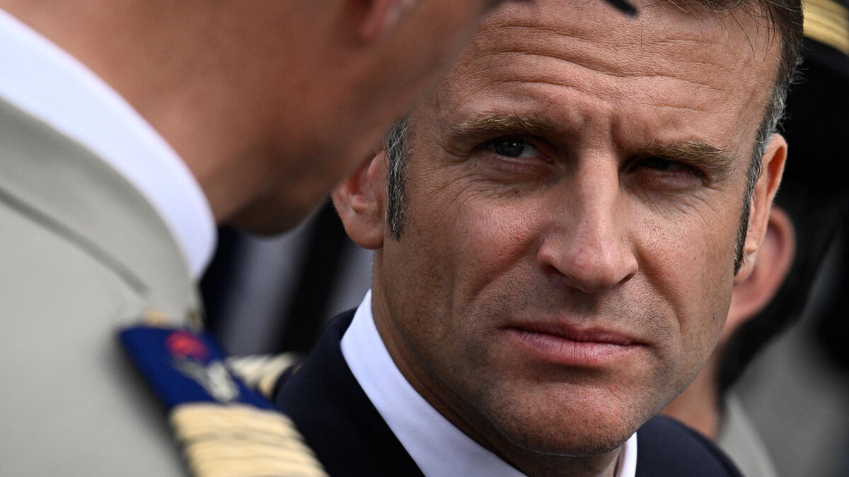 action - Guerre en Ukraine : Emmanuel Macron au cœur de l'action