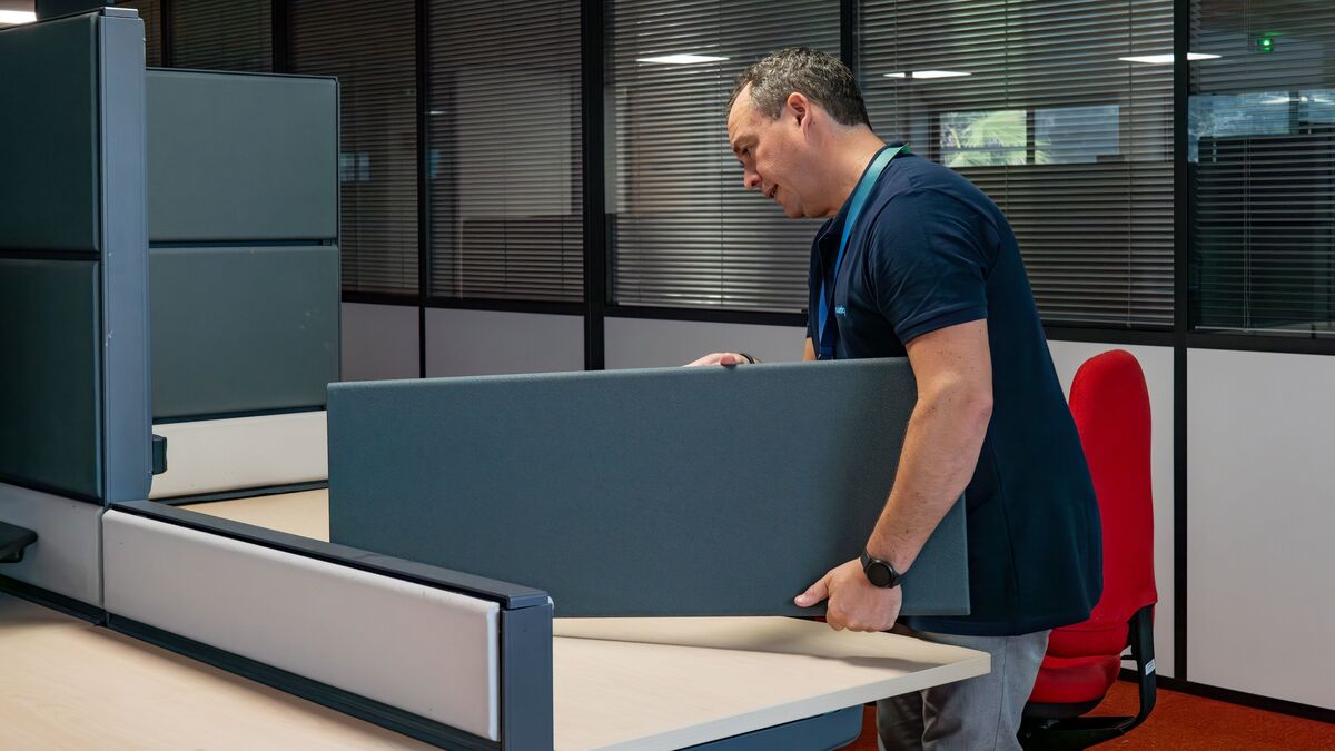 Mobilier - Recyclé, Rénové, Réutilisé… Pourquoi Le Mobilier De Bureau Bas Carbone S’impose-t-il ?