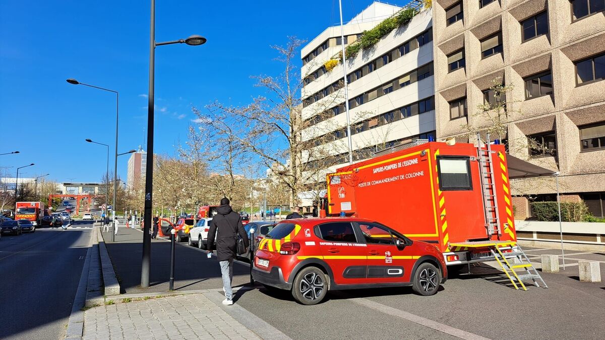 poudre - Maux de tête, pompiers mobilisés : La poudre « suspecte » trouvée dans un parking était… celle de la Color Run