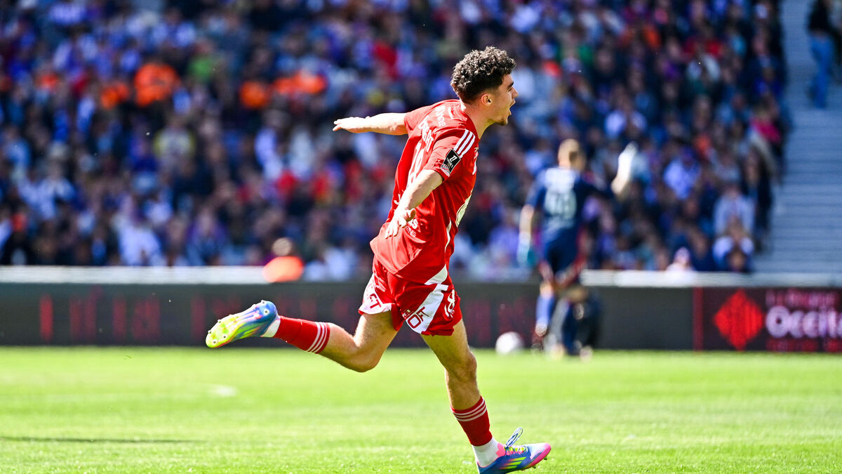Brestois - Toulouse - Brest (2-4) : Découvrez la vidéo du bijou du jeune Brestois Justin Bourgault