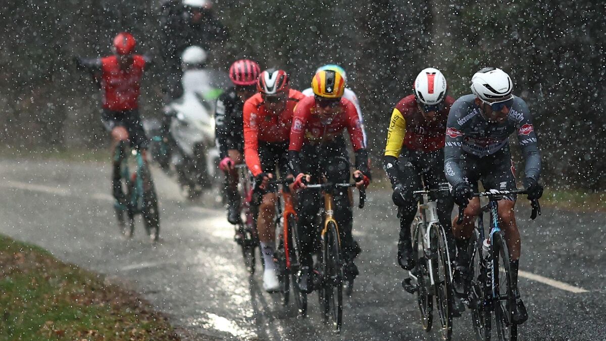 étape - Paris-Nice : Chaos total lors de la 4e étape, neutralisée plusieurs minutes après un orage de grêle