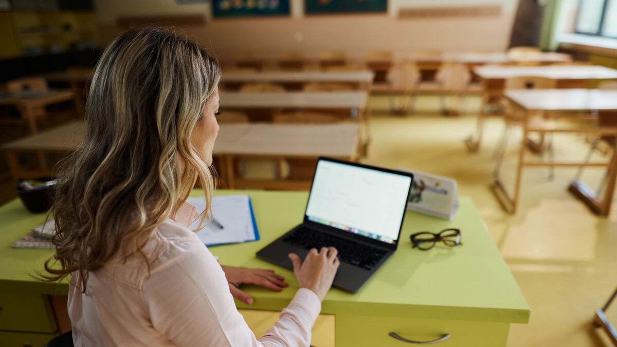 Droit - « Droit » ou « Obligation » à la Déconnexion ? Au Collège et au Lycée, le Calvaire de Pronote et des Espaces Numériques