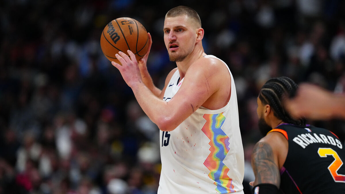 Jokic - Basket : Nikola Jokic entre dans l'histoire de la NBA avec un record incroyable