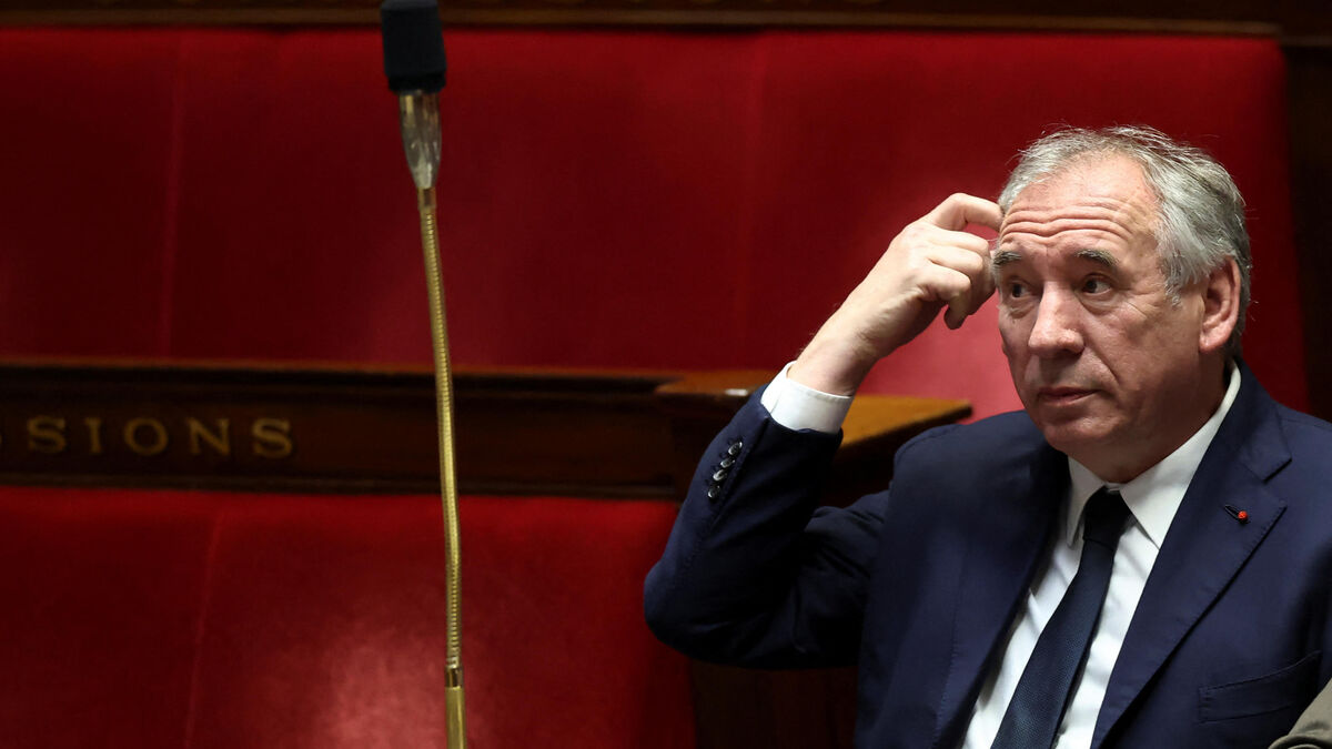 Retraites - Retraites : François Bayrou affirme qu'un retour à 62 ans n'est « pas possible »