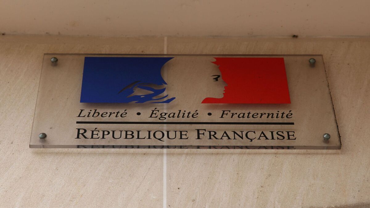 Gouvernement - Le Gouvernement Élaborera Un Livret Pour Aider Les Français à Réagir Face Aux Crises