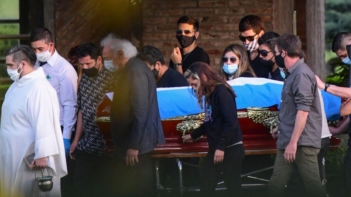 chambre - « Une chambre en désordre et très sale » : Les conditions épouvantables de la mort de Maradona