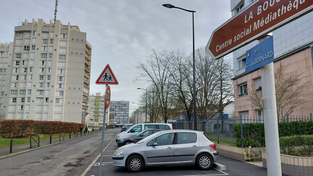 Melun - Narcotrafic à Melun : Cinq Hommes Condamnés Après Avoir Été Arrêtés Avec Une Arme Près D’un Point De Deal De L’Almont