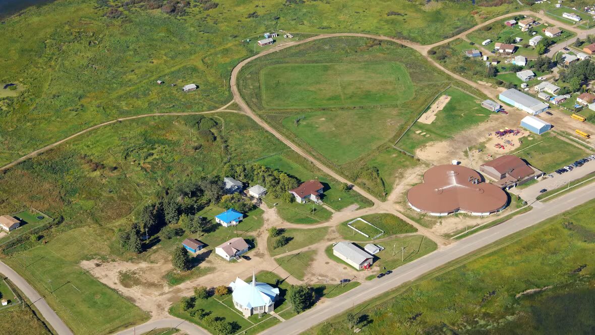accord - Survivants de l'école de pensionnat d'Île-à-la-Crosse concluent un accord de 27 millions $ avec le gouvernement fédéral