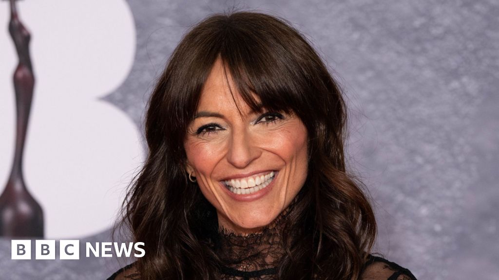 amie - Davina McCall sera 'amie pour la vie' avec le neurochirurgien