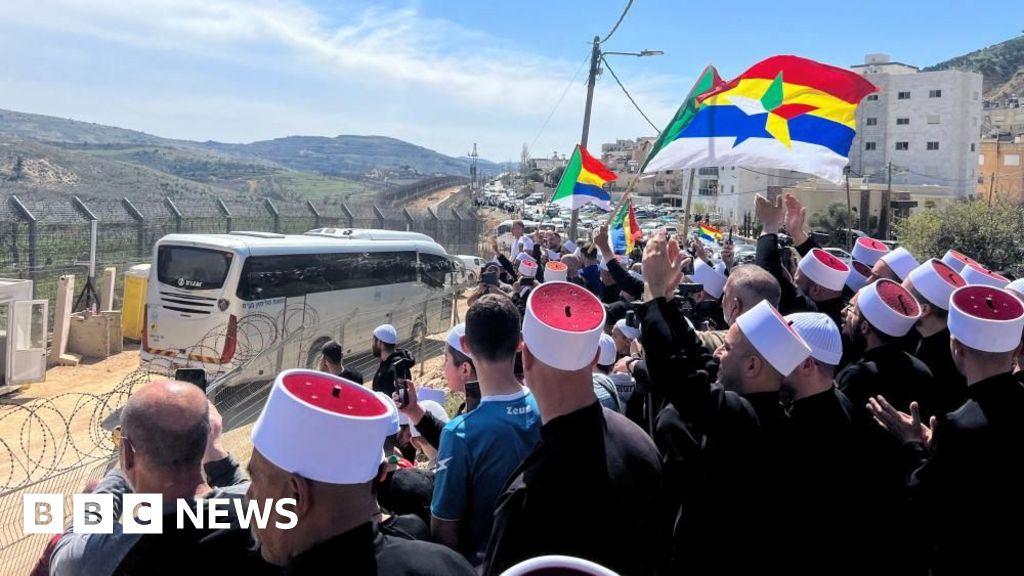 traversée - Première traversée Druze en 50 ans alors qu'Israël cherche à renforcer ses alliés en Syrie