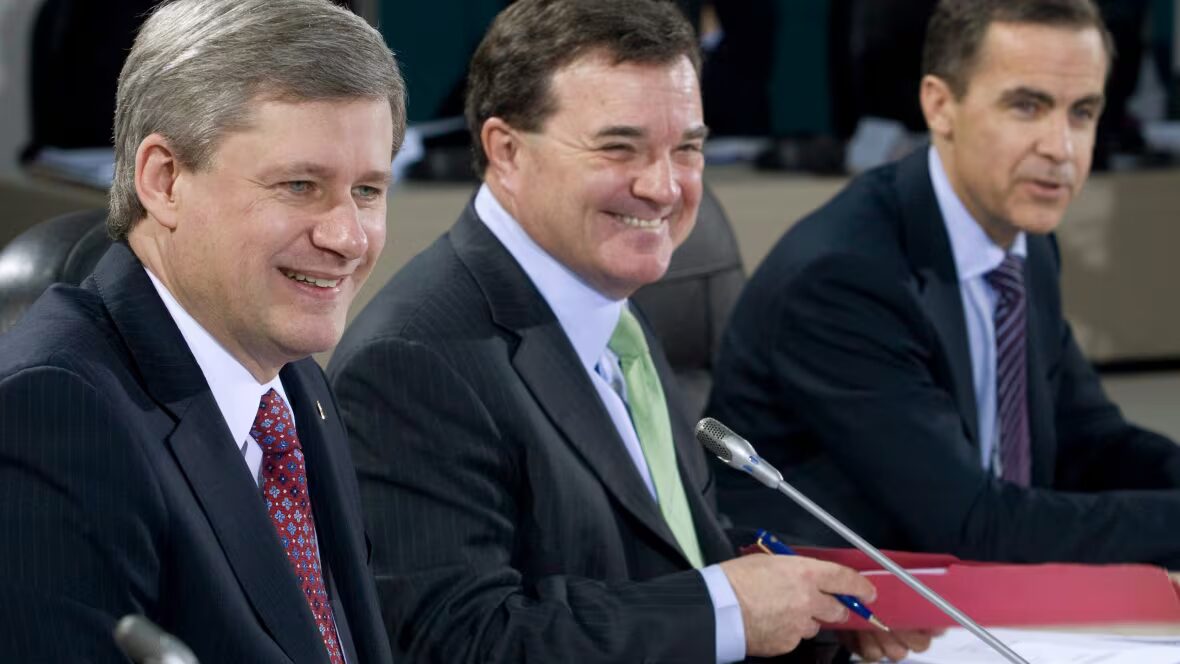 Harper - L'ancien Premier ministre Harper accuse Carney d'exagérer son rôle durant la crise financière