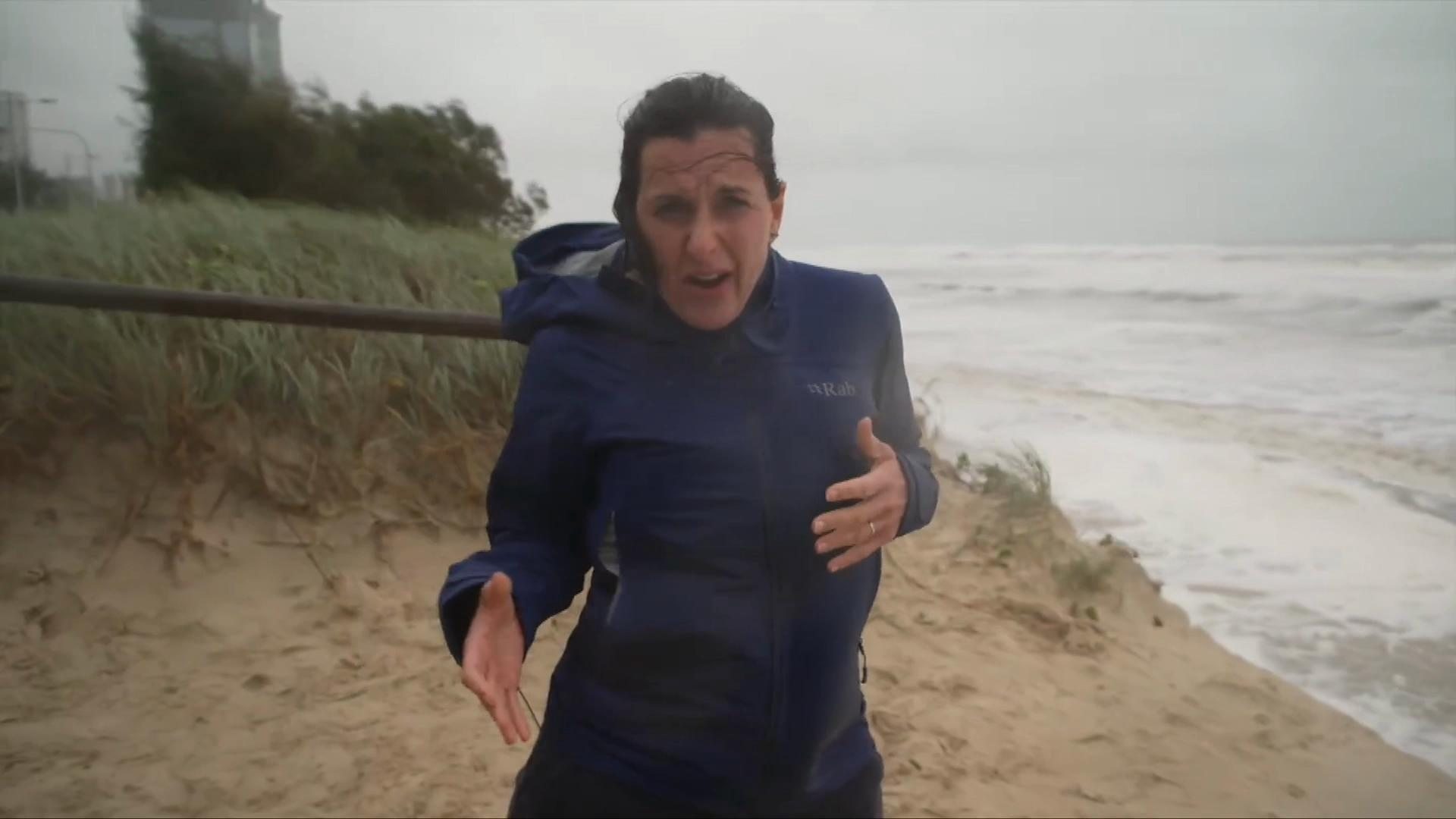 cyclone - À voir : « Le pire est à venir » alors qu'un ex-cyclone s'approche de l'Australie
