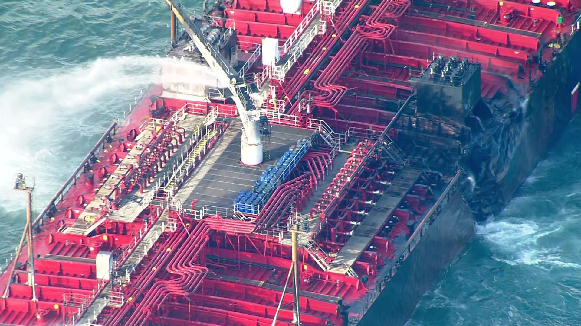 pétrolier - Aperçu : Vidéo aérienne révèle l'ampleur des dégâts sur le pétrolier de la mer du Nord