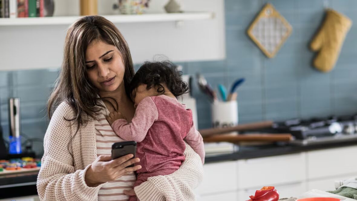parentalité - La parentalité est-elle vraiment plus difficile aujourd'hui, ou est-ce que tout le reste l'est aussi ?