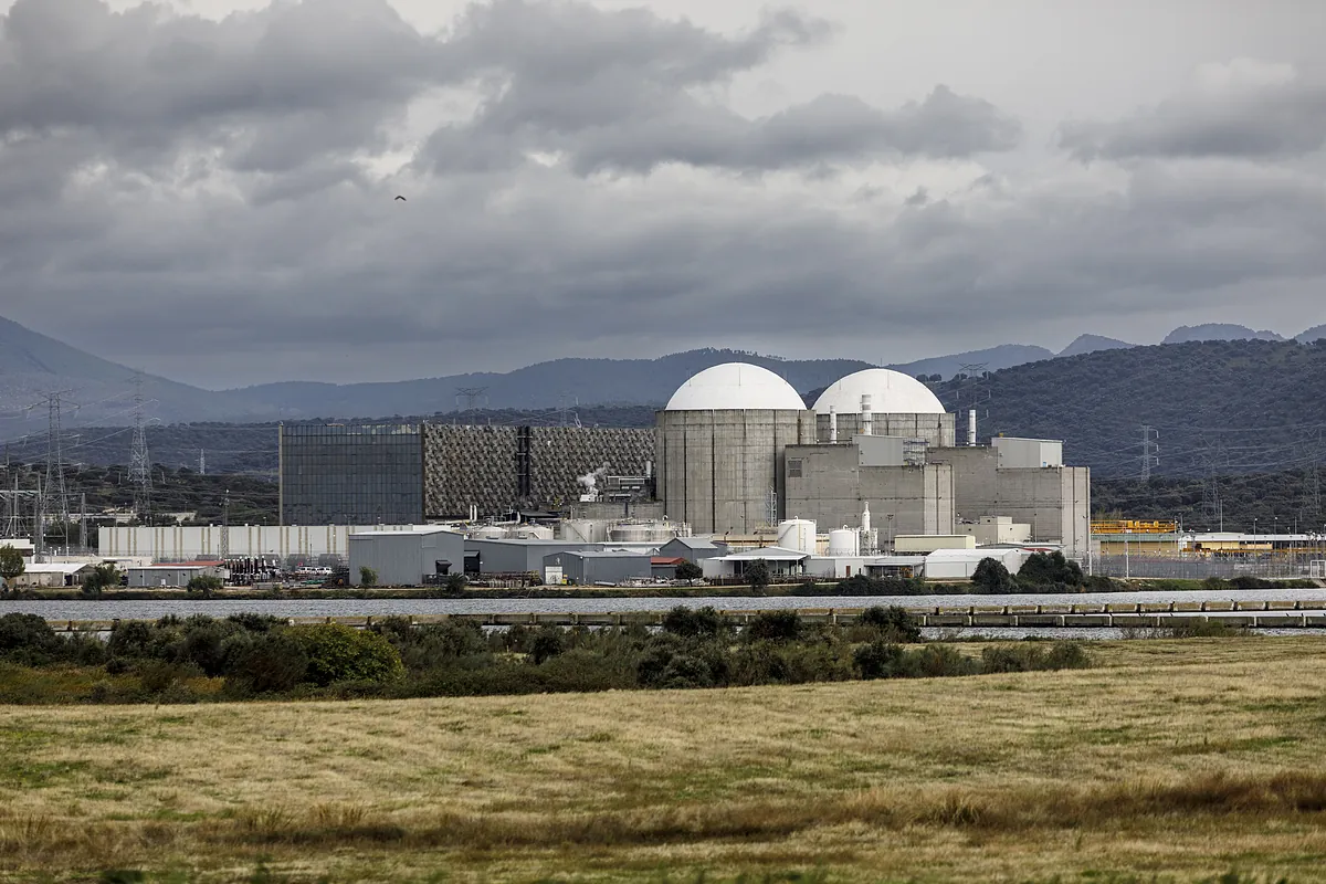 centrales - Les centrales nucléaires espagnoles envisagent de mobiliser leur artillerie à Bruxelles dans le compte à rebours avant l'apagón : "le cohérent est d'agir d'une seule voix"